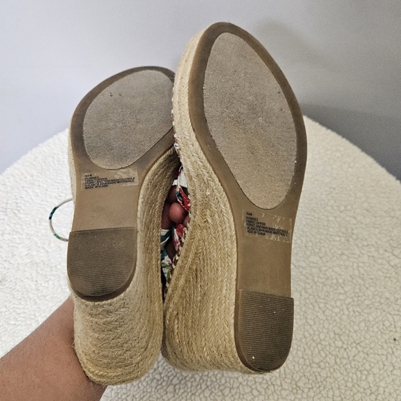 Sugar Colorful Strappy Wedge Sandals Size 8.5 - Picture 15 of 16